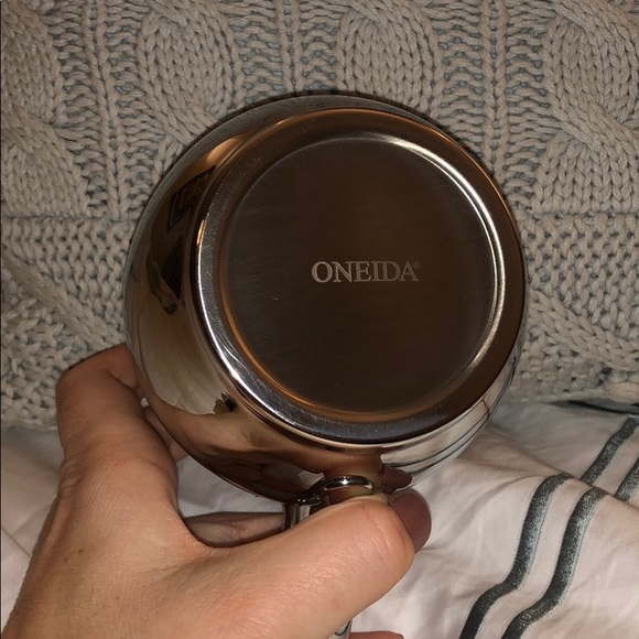 Oneida Jazz Teapot 20oz, short spout stainless - Picture 2 of 3